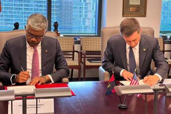 Companhias aéreas angolanas vão poder voar para os EUA com assinatura de novos acordos