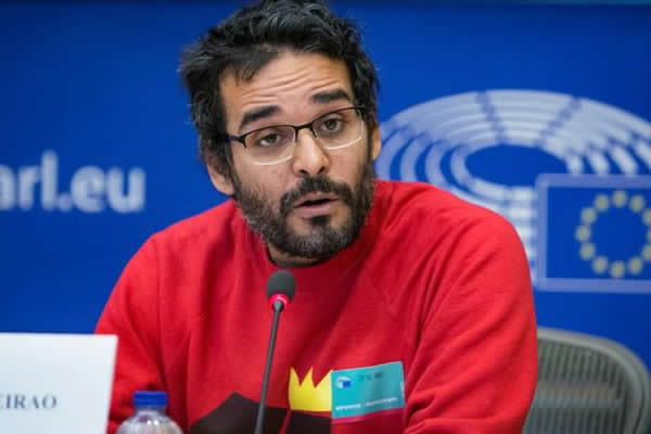 Ativista angolano Luaty Beirão critica lei 