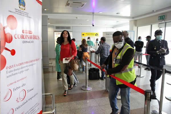 Covid-19: Passageiros deixam de pagar testes pós-desembarque em Angola