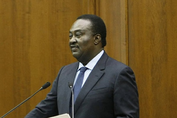 Aprovação da revisão da Constituição angolana foi 