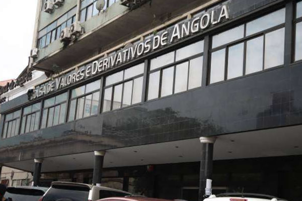 Montante negociado na bolsa de Angola caiu 2,3% no primeiro trimestre