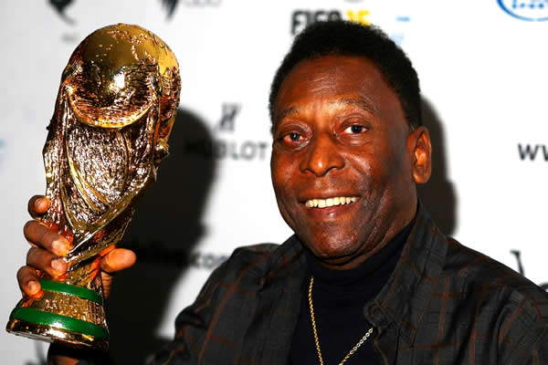 Morre Pelé, aos 82 anos, o maior jogador da história